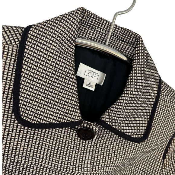 ANN TAYLOR LOFT BLACK, WHITE & CREAM COLLARED 3-BUTTON SUIT BLAZER, SIZE 6 - Picture 4 of 8